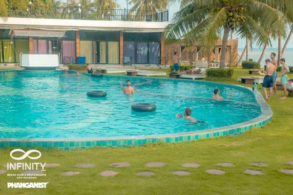 Infinity Beach Club Resort & Hostel Koh Phangan Baan Tai Exterior photo